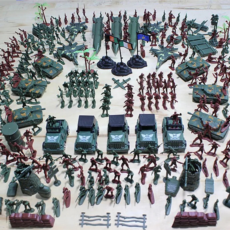 Board Game Risk - 307 Pieces Military 4cm Soldier Plastic