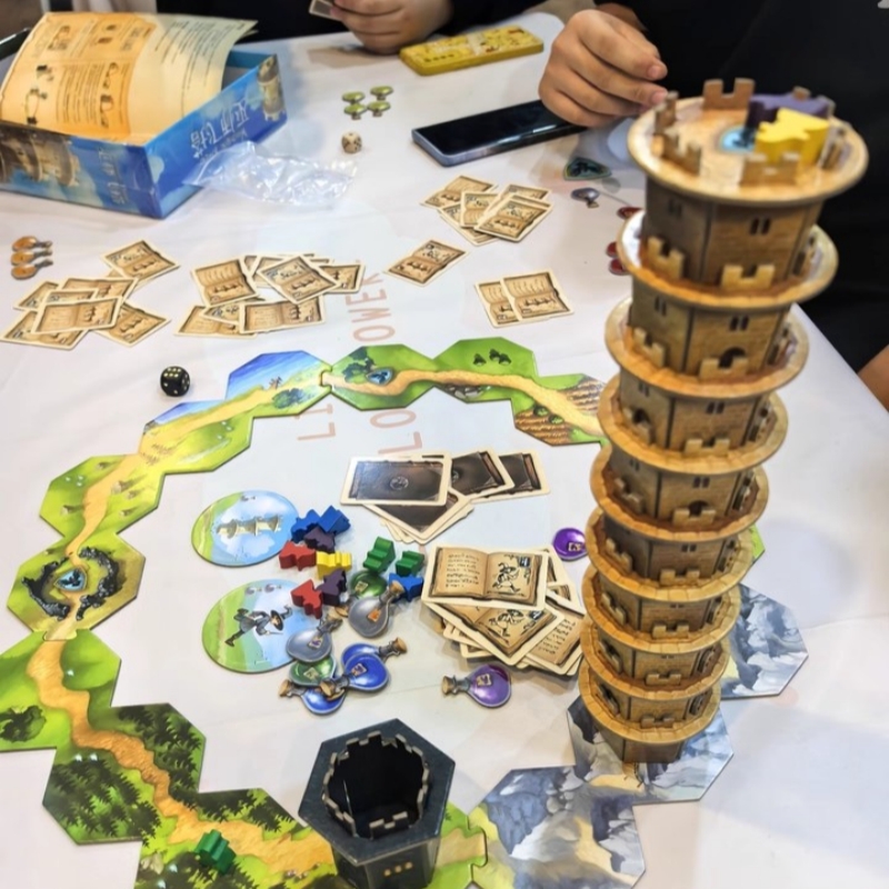 Wandering Towers Strategy Boar - đánh giá và giá Board Game Strategi