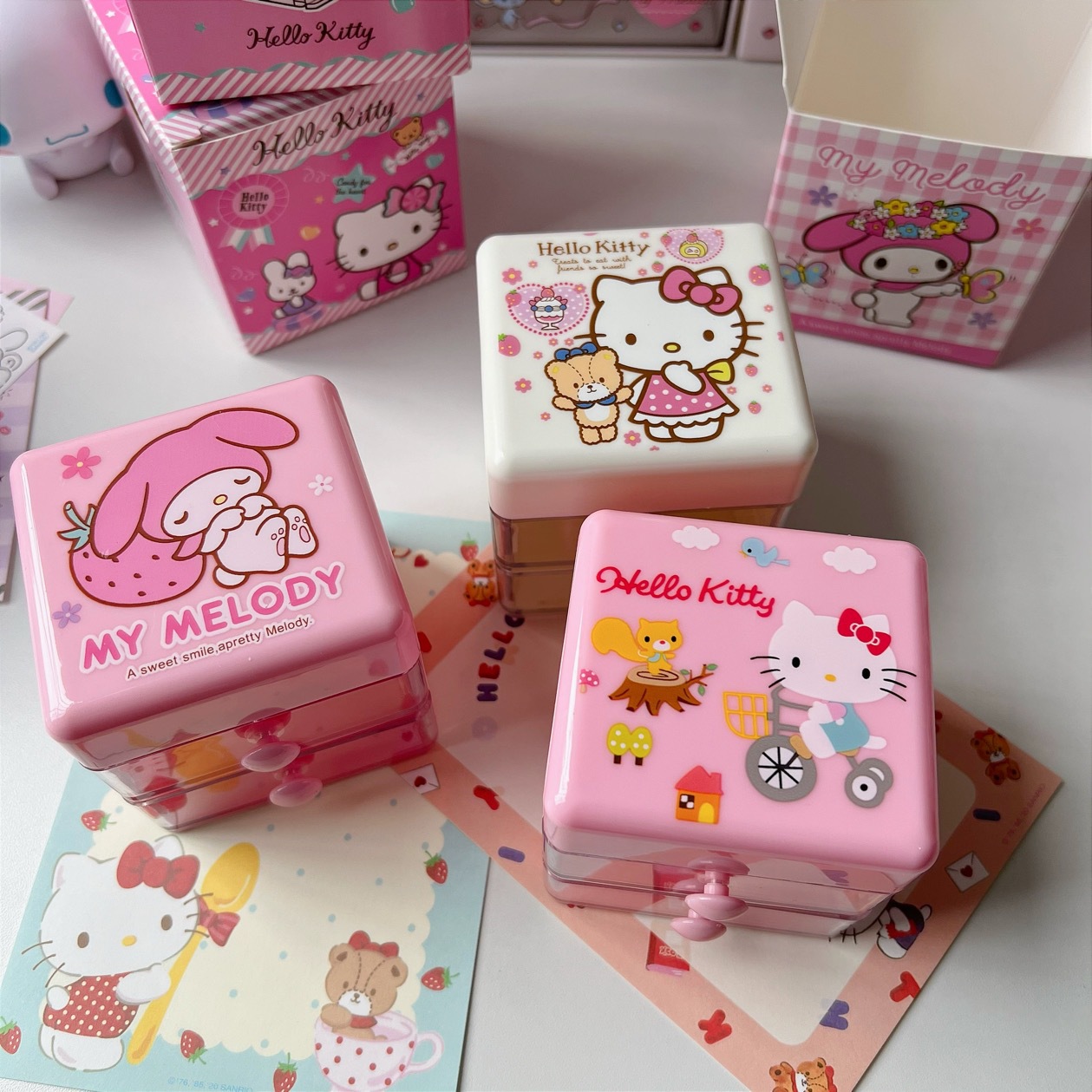 Sanrio Hello Kitty Multifuncti - đánh giá và giá Game Storage Box