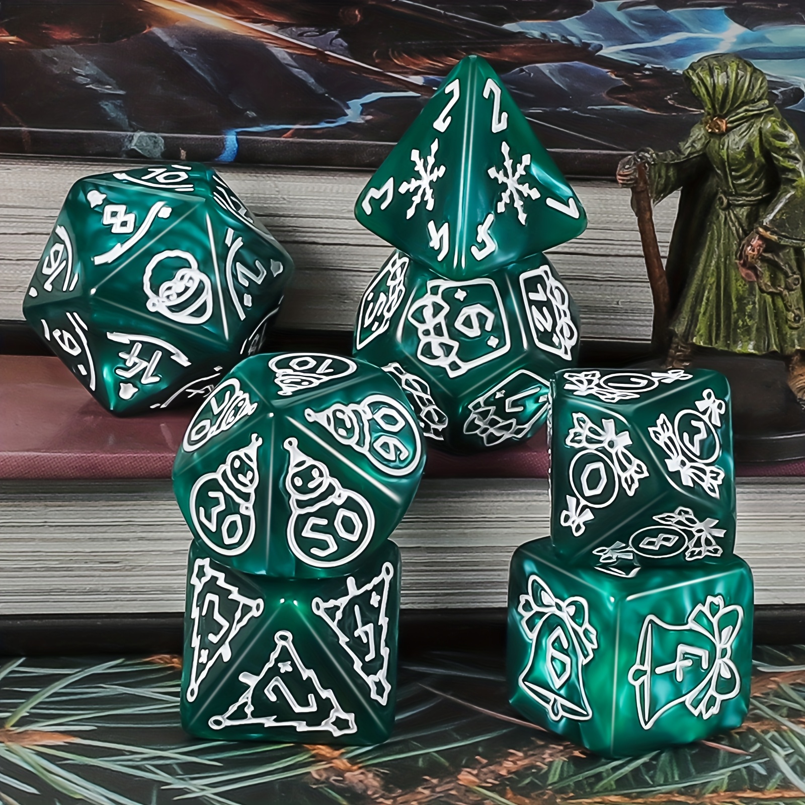 DND Dice Set -7pc Christmas Po - đánh giá và giá Board Game Rpg